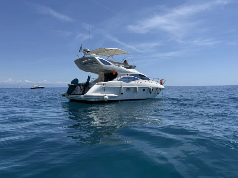 Boot mieten Varazze günstig Azimut 43 Fly