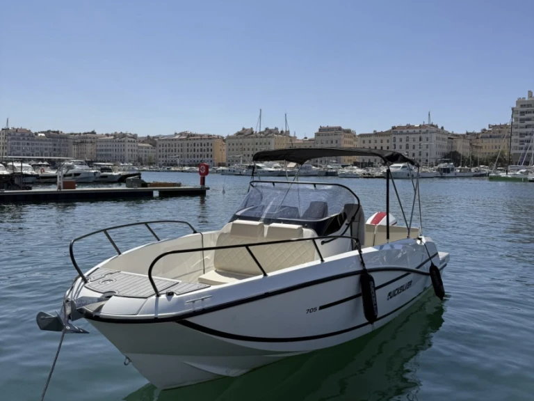 Vermietung Motorboot Quicksilver mit Führerschein