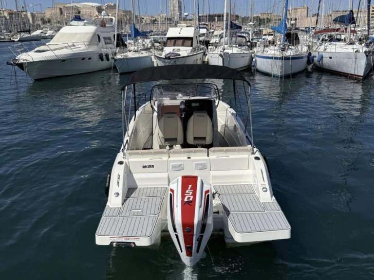 YachtCharter in Marseille - Quicksilver Quicksilver 705 Cruiser auf SamBoat