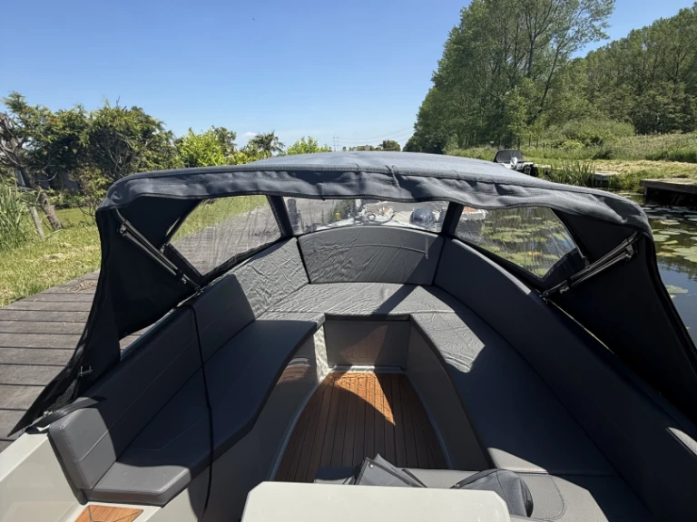 Vermietung Motorboot Aqua24 mit Führerschein
