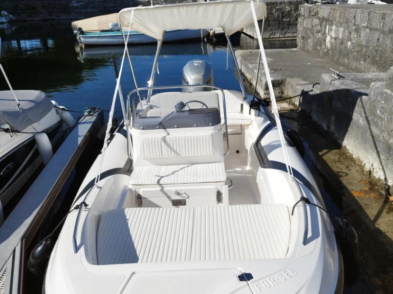 YachtCharter in Grand Port d'Aix-les-Bains - Zar Zar 53 auf SamBoat