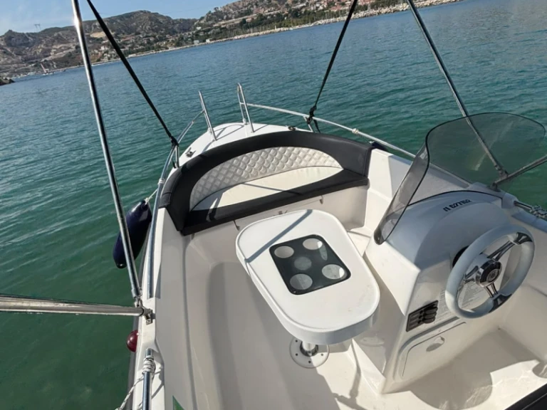 Boot mieten Marseille günstig laser