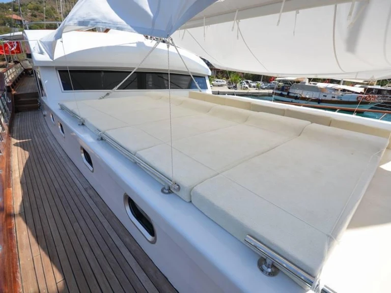 Ein Custom Made Custom made mieten in Marmaris