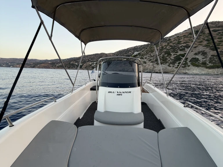 Motorboot mieten in Pantánassa zum besten Preis