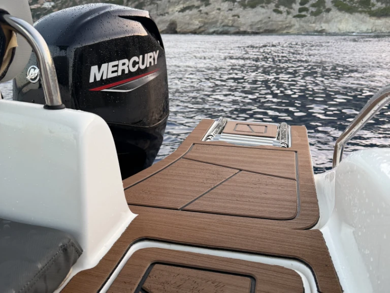 Poseidon Blue Water 185 mieten Pantánassa
