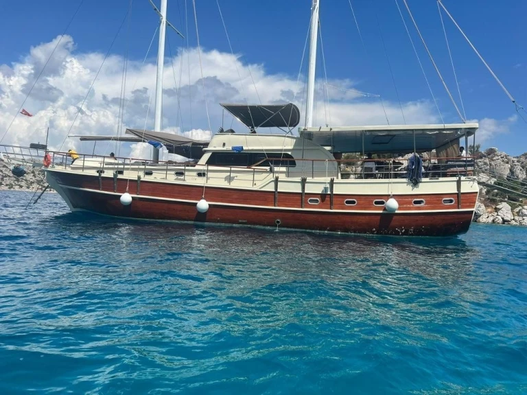 Vermietung Segelboot Custom Made mit Führerschein