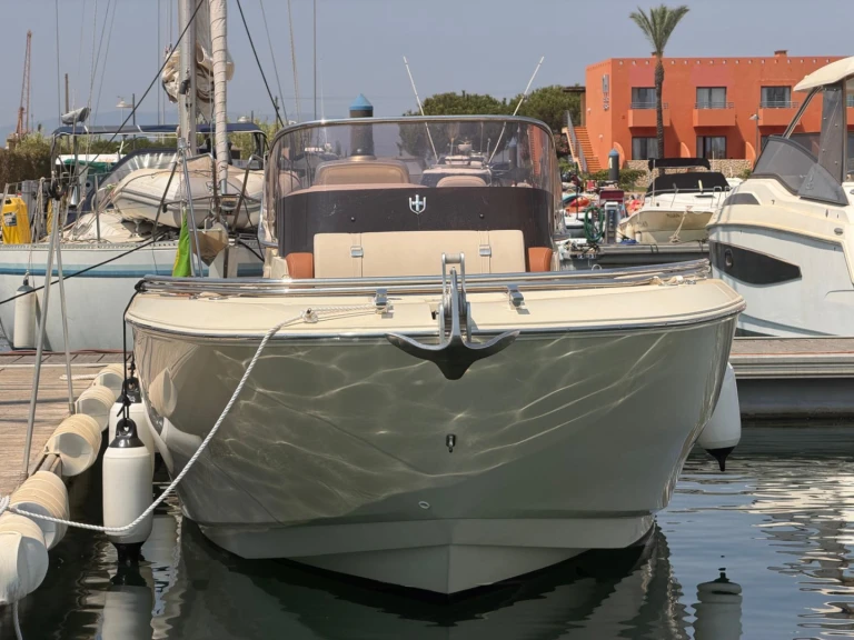 Bootsverleih Invictus  280 SX Portimão Samboat