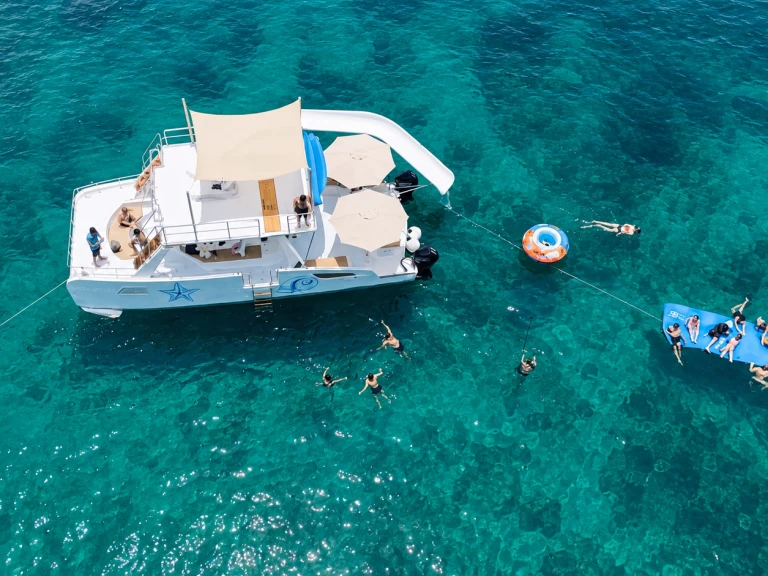 Katamaran mieten in Puerto Vallarta - Custom Made custom