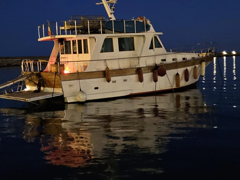 Bootsverleih Gulet First 48 Salerno Samboat