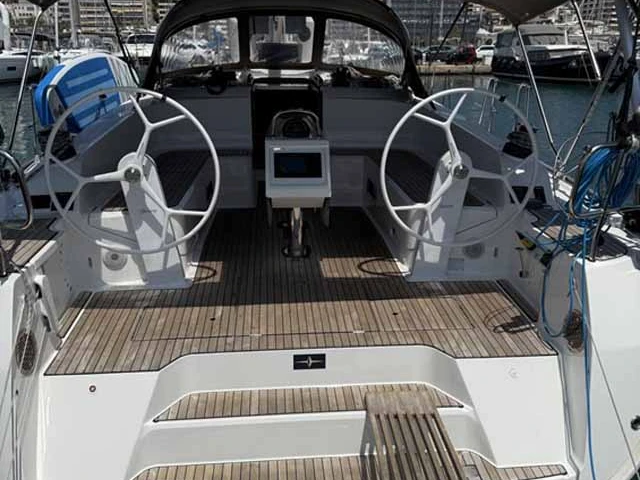 Vermietung Segelboot Bavaria mit Führerschein