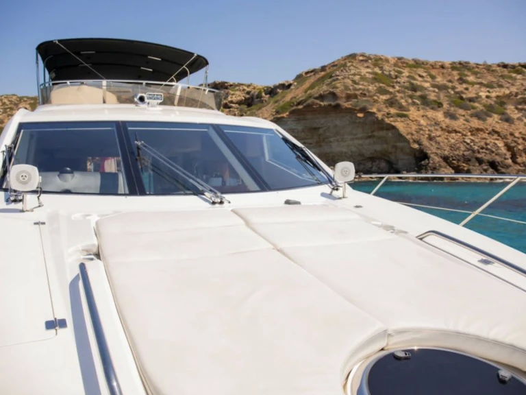 YachtCharter in Palma de Mallorca - Sunseeker Manhattan 63 auf SamBoat