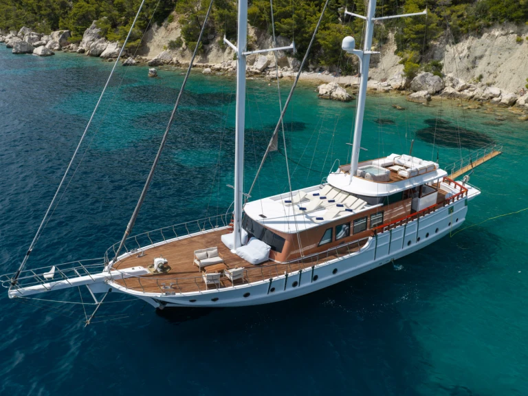 Boot mieten Kaštel Stari günstig Phoenix Bronze