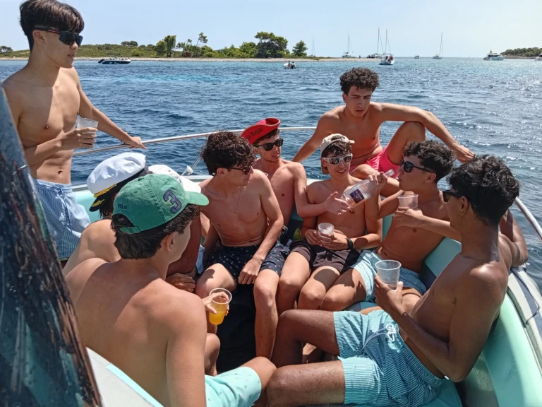 Motorboot mieten in Split zum besten Preis