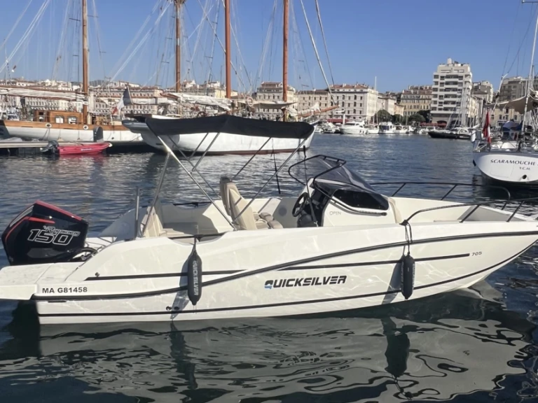 Motorboot mit oder ohne Skipper Quicksilver mieten in Marseille