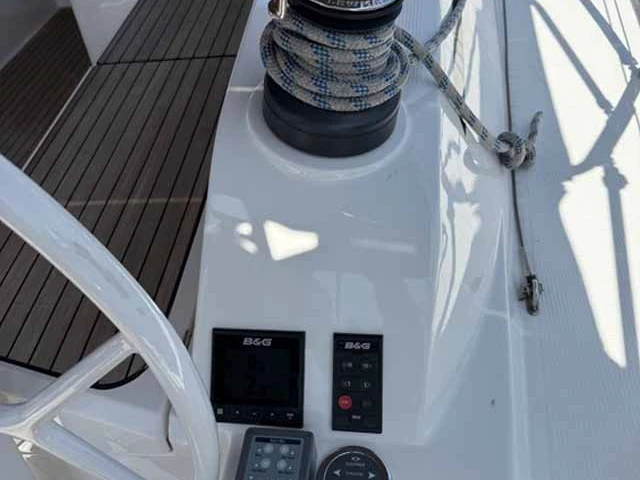Ein Bavaria Cruiser 46 mieten in Lefkáda