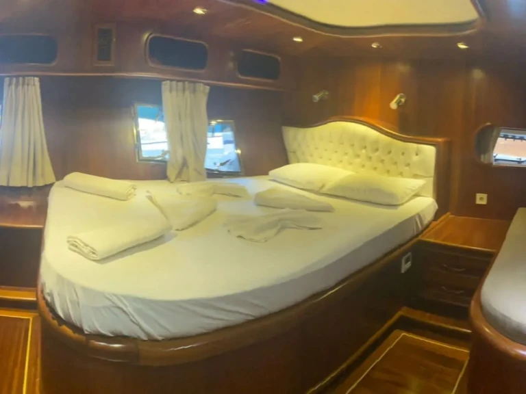 Vermietung Segelboot Custom Made mit Führerschein