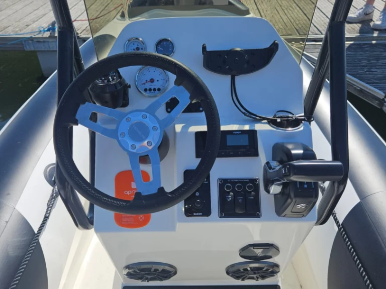 Schlauchboot mit oder ohne Skipper 3D Tender mieten in Pornichet