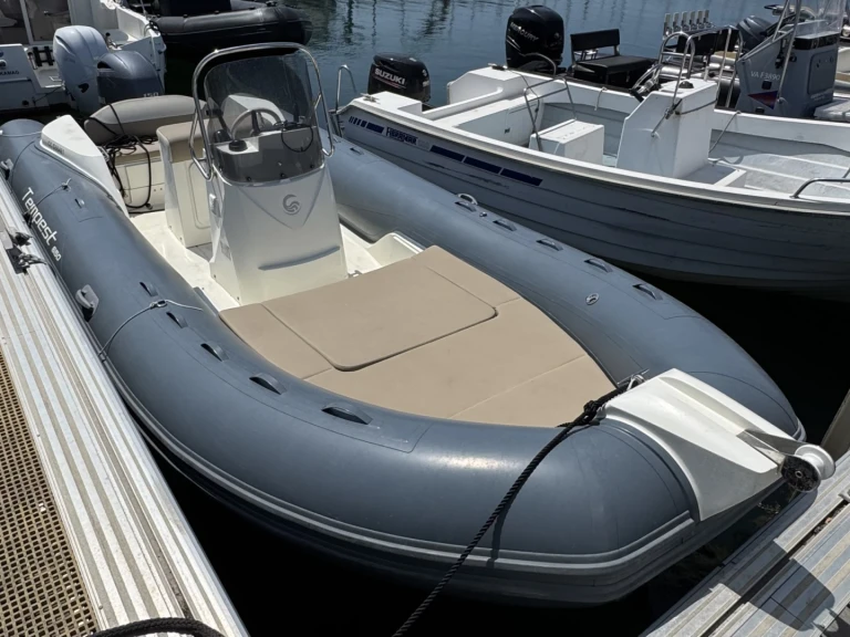 Schlauchboot mieten in La Forêt-Fouesnant - Capelli Tempest 650