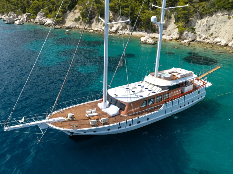 Segelboot mit oder ohne Skipper Custom Made mieten in Kaštel Stari