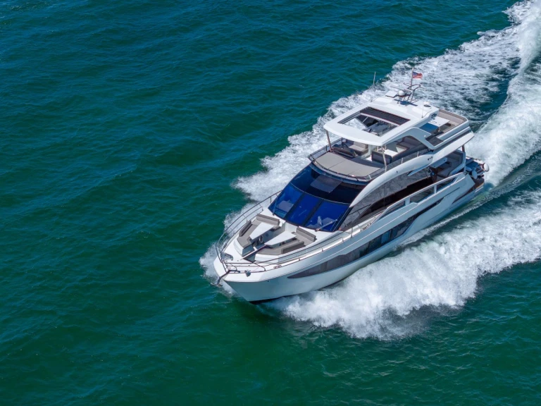 Galeon Don't Tell MOM mieten Miami