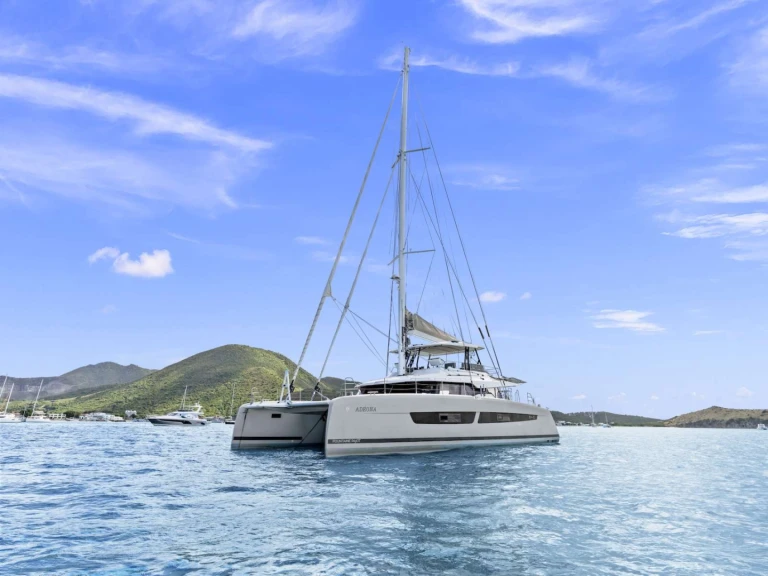 Vermietung Yacht Fountaine Pajot mit Führerschein