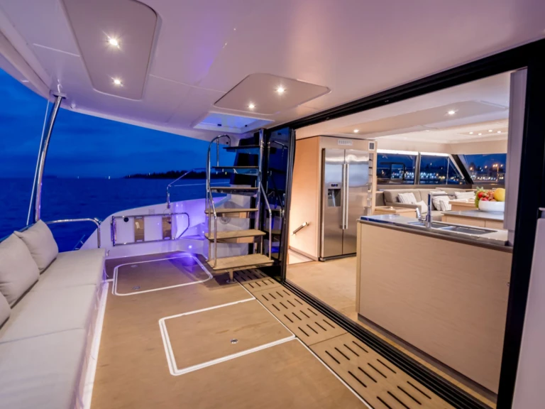 Vermietung Yacht Fountaine Pajot mit Führerschein