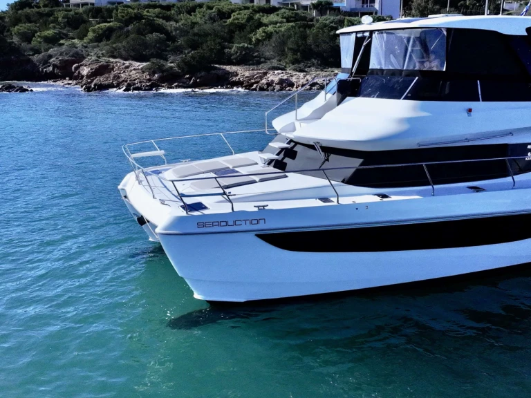 Aquila Seaduction mieten Lavrion