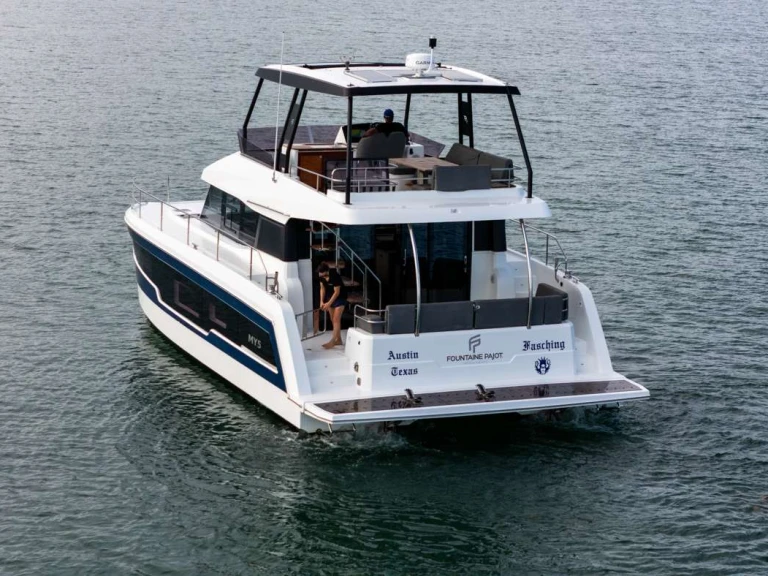 Ein Fountaine Pajot FASCHING mieten in Belize
