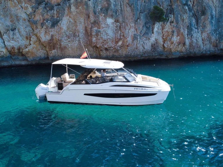 Ein Aquila Denia mieten in Ibiza