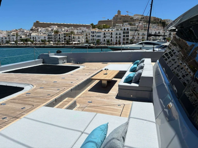 YachtCharter in Olbia - Sunreef SHADES OF GREY auf SamBoat