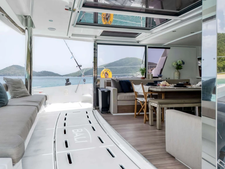 Vermietung Yacht Bali mit Führerschein
