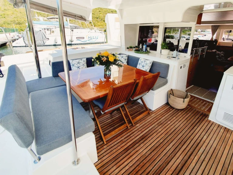 Vermietung Yacht Lagoon mit Führerschein