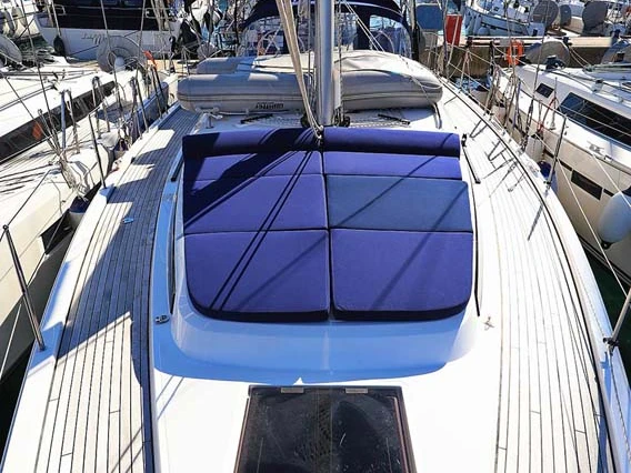 Ein Bavaria Bavaria C42 mieten in Biograd na Moru