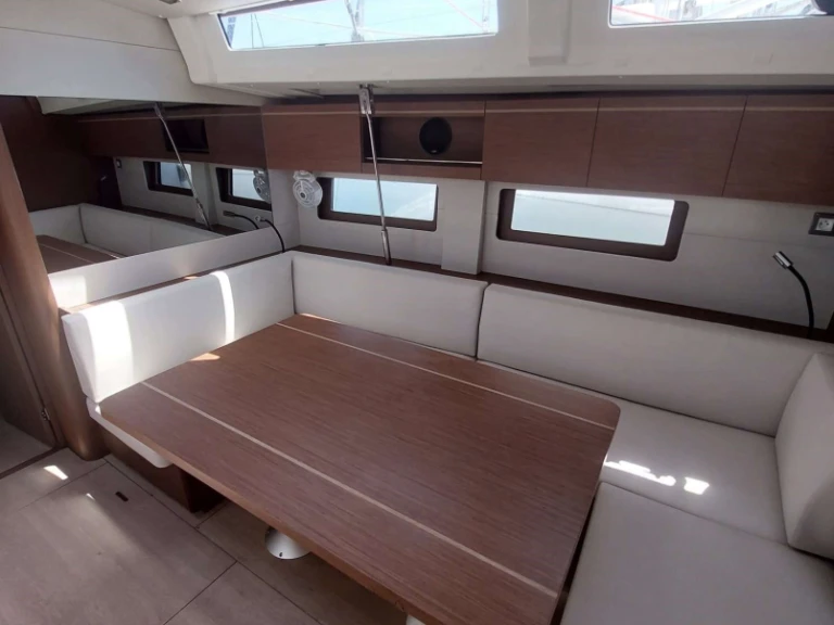 Segelboot mit oder ohne Skipper Bénéteau mieten in Préveza