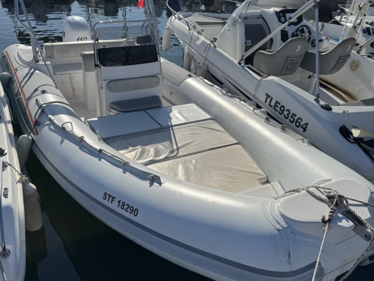 Vermietung Schlauchboot Selva mit Führerschein