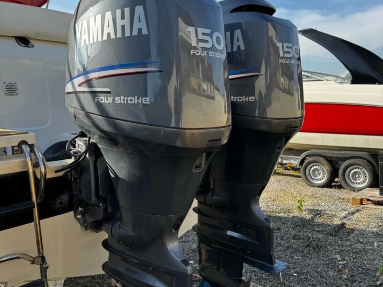 Motorboot mieten in Tribunj zum besten Preis