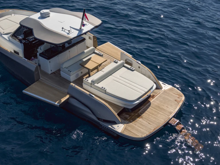 Bootsverleih Solaris Power Solaris Power Open 44 Monaco Samboat