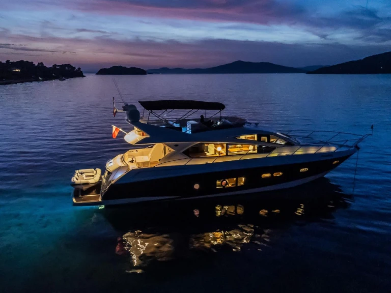 Yacht mieten in Kaštel Lukšić - Sunseeker Sunseeker Manhattan 63