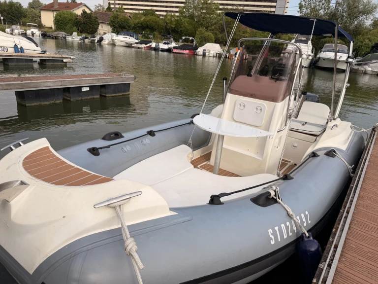 Schlauchboot mit oder ohne Skipper Nuova Jolly mieten in Metz