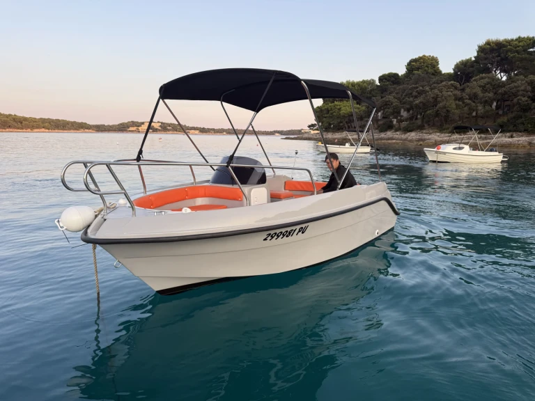 sport-mare Luka mieten Pula