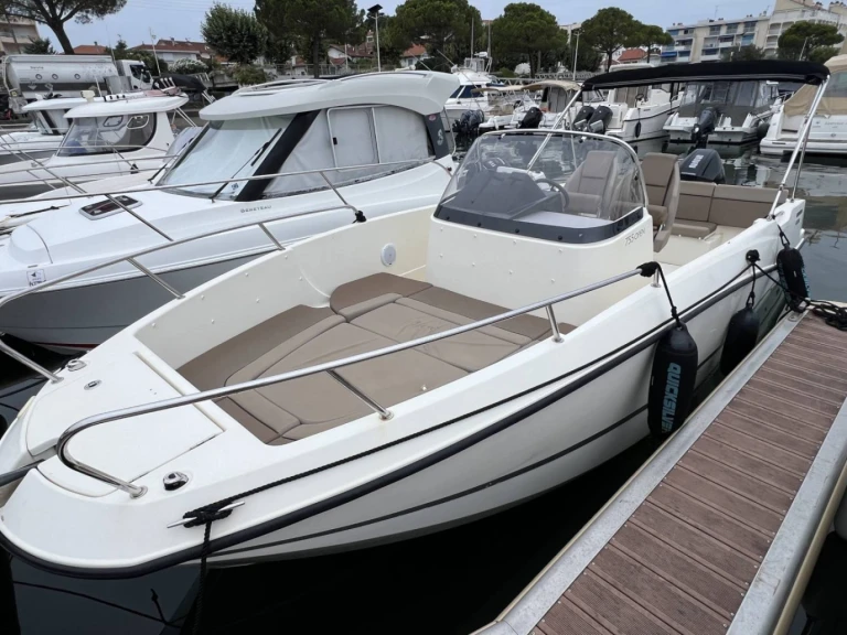 Quicksilver Activ 755 Open mieten Mandelieu-la-Napoule