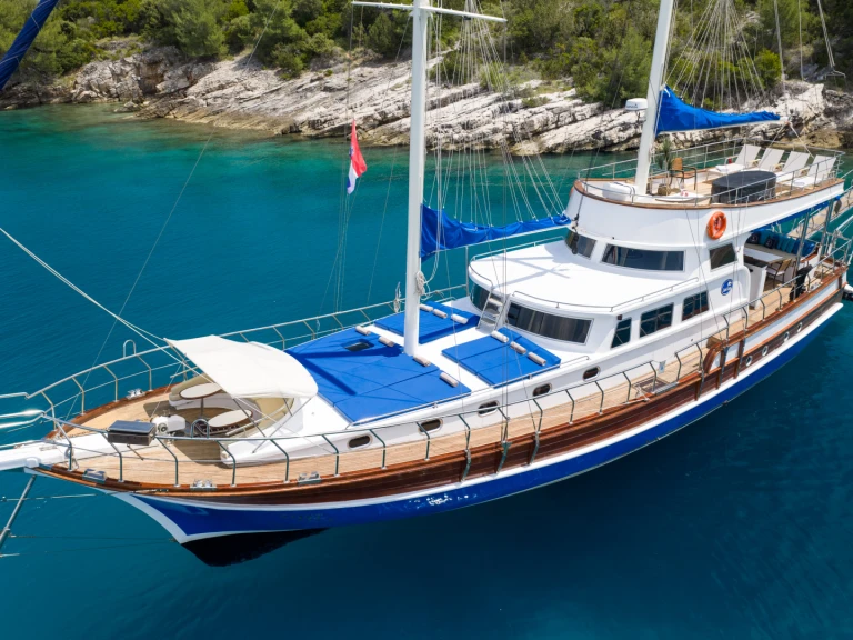 Bootsverleih Custom Made Saint Luca Omiš Samboat