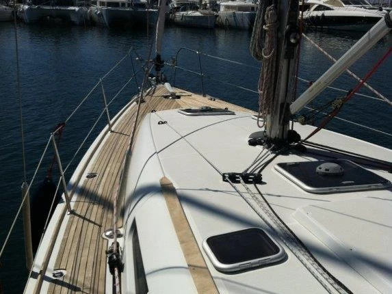 YachtCharter in Lavrion - Jeanneau Sun Odyssey 42i auf SamBoat