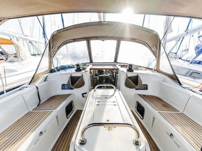 Segelboot mit oder ohne Skipper Jeanneau mieten in Neo Klima