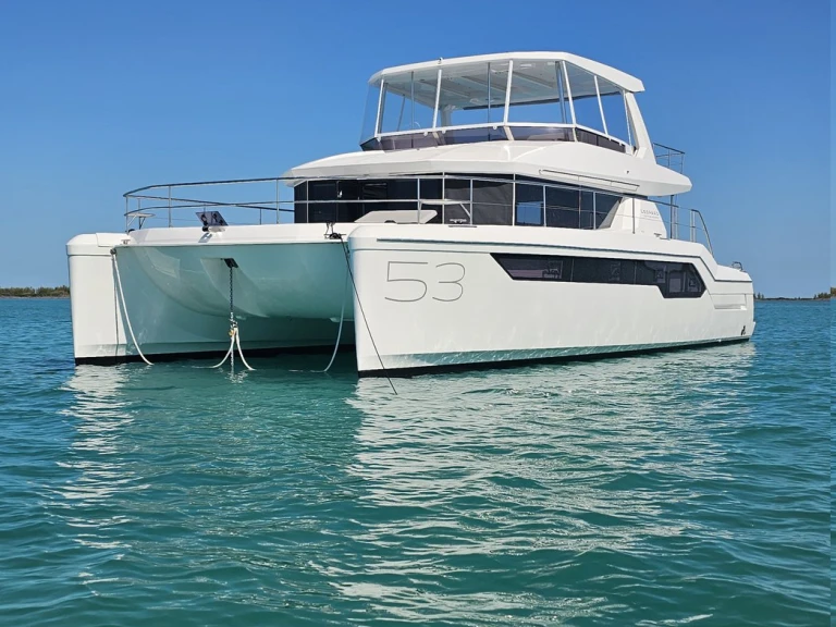 YachtCharter in Marsh Harbour - Leopard Catamarans / Robertson & Caine Leopard 53 - OW auf SamBoat
