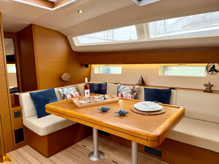 Segelboot mit oder ohne Skipper Jeanneau mieten in Piso Livadi