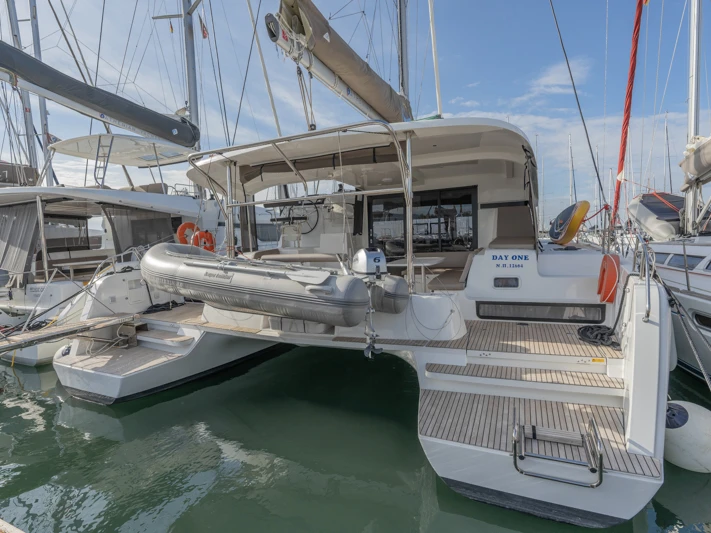 Boot mieten Rhodos günstig Lagoon 42