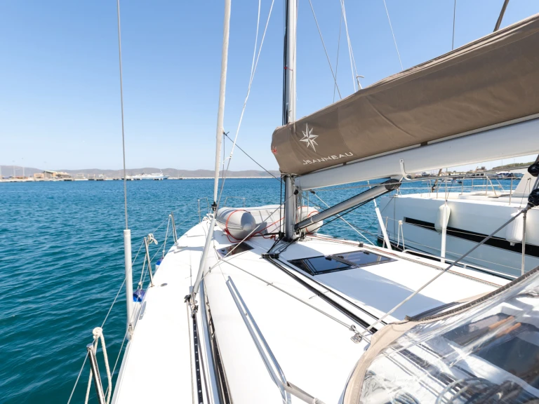 Segelboot mieten in Lavrion - Jeanneau Sun Odyssey 440