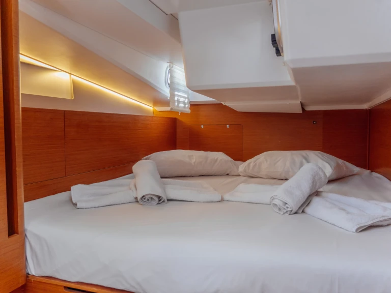 Segelboot mieten in Néa Péramos - Jeanneau Sun Odyssey 490