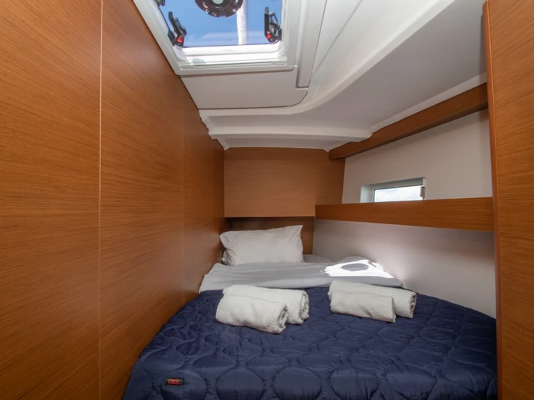 Ein Jeanneau Sun Odyssey 490 mieten in Kos